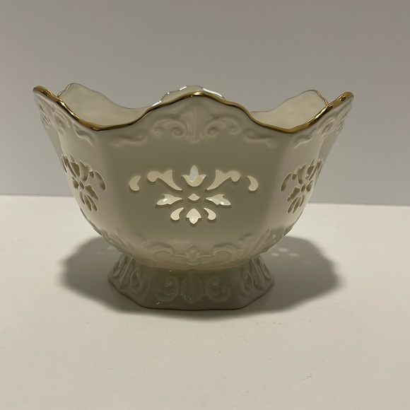 Lenox Special Langtry Pierced 7” Serving Bowl 6 Sided Candy Dish Gold Trim USA - Picture 2 of 8